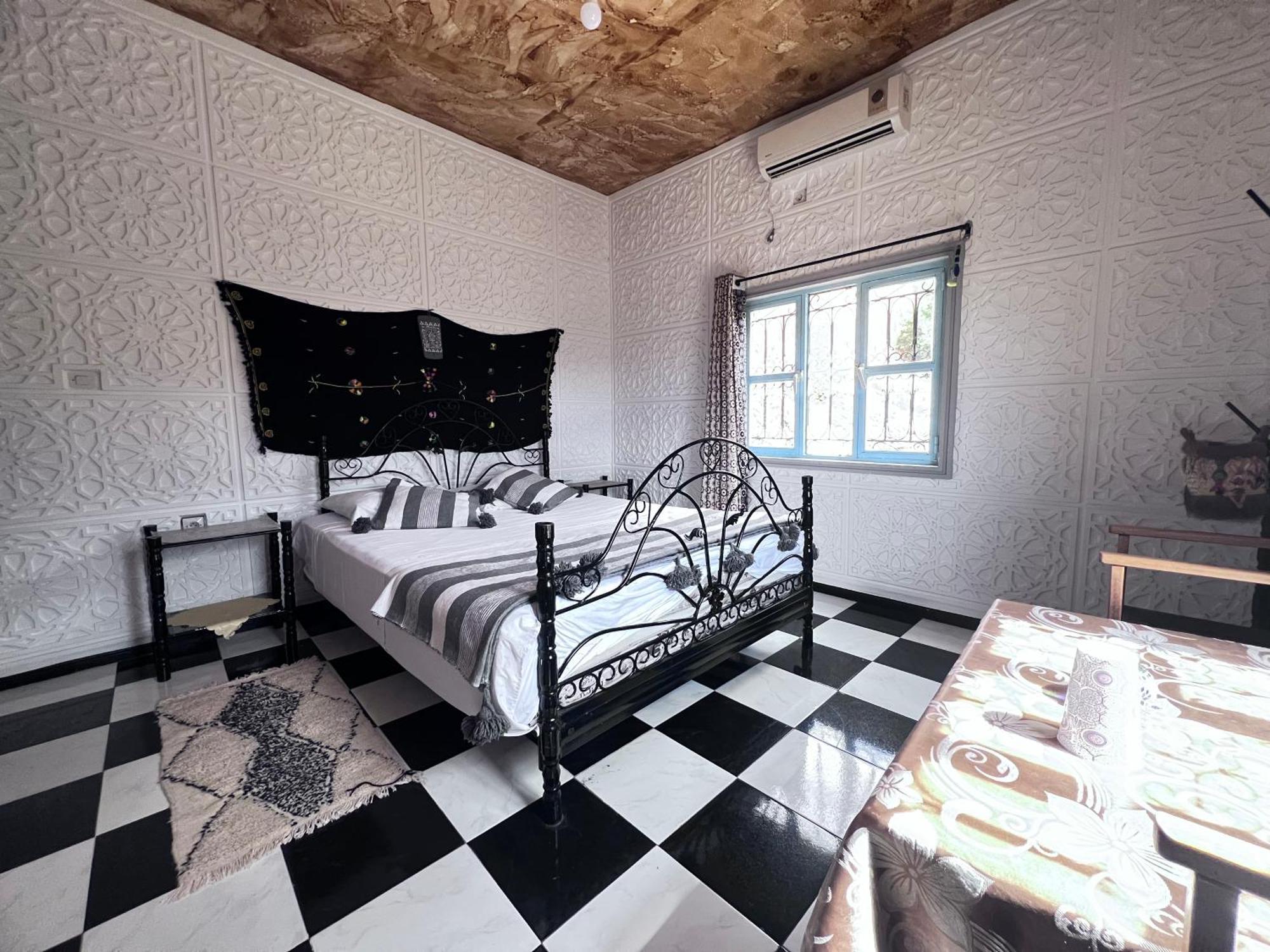 תפראוט La Maison Traditionnelle Hotel Et Guesthouse מראה חיצוני תמונה