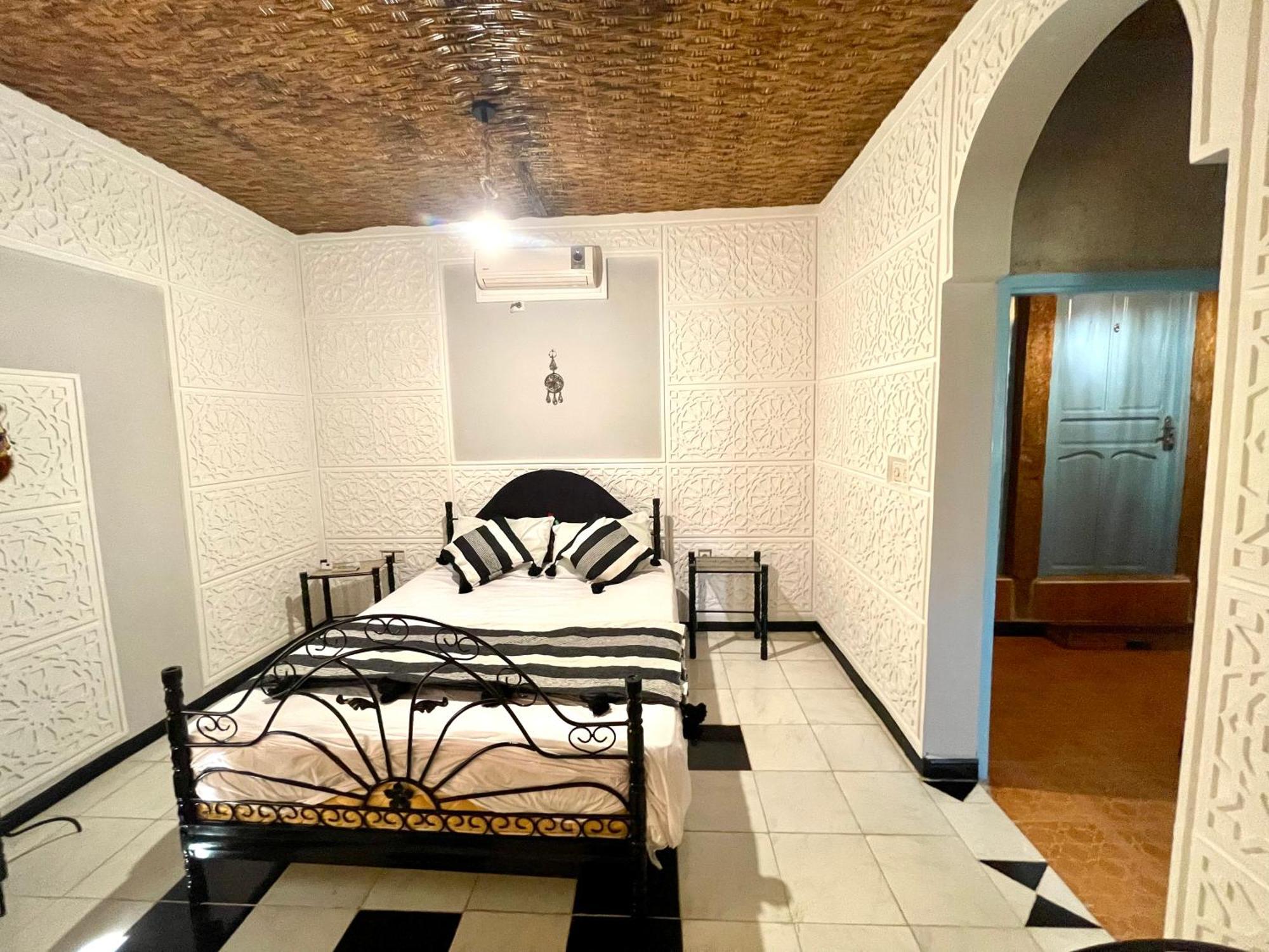 תפראוט La Maison Traditionnelle Hotel Et Guesthouse מראה חיצוני תמונה